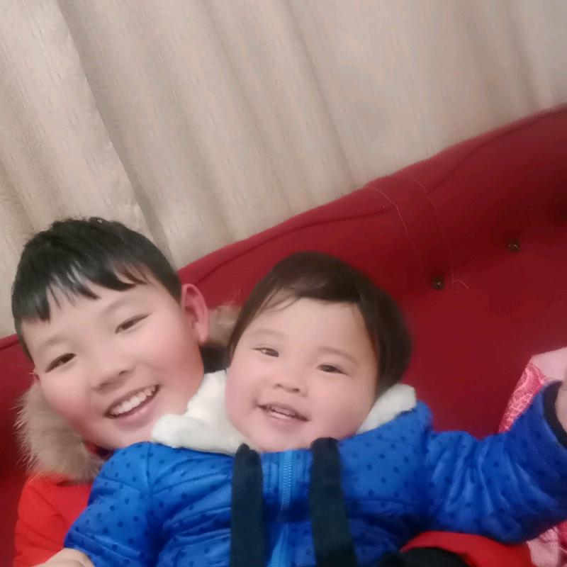 宝贝乐乐，悦悦