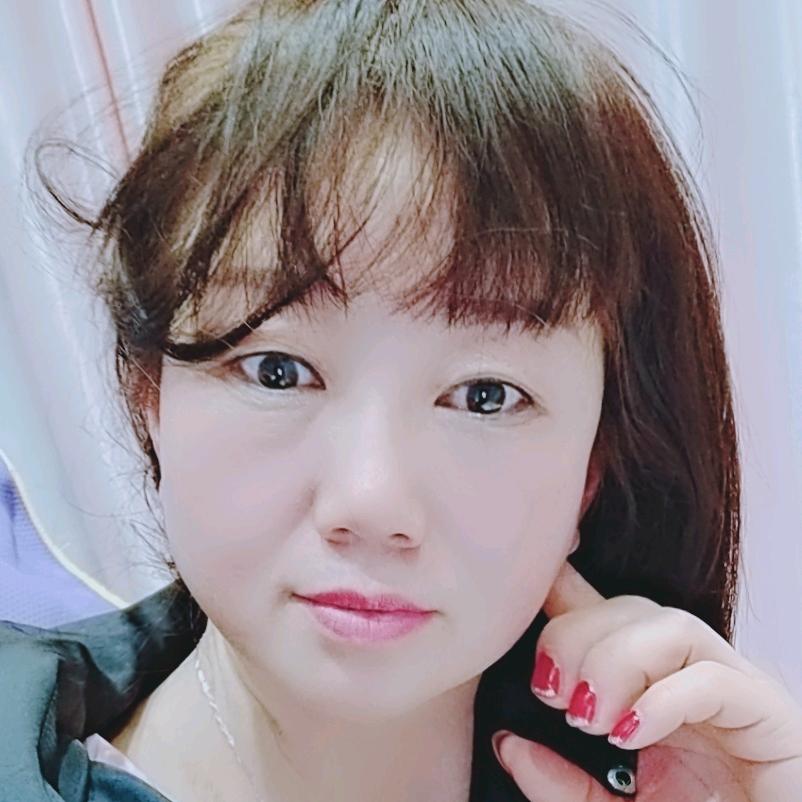 万万——经营范围:衣服.鞋子……