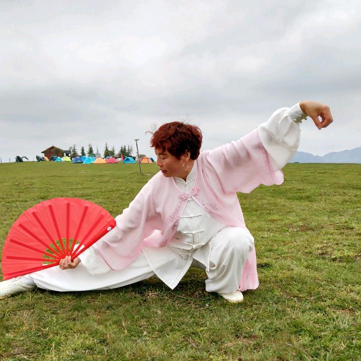 太极姐(早上7:40)