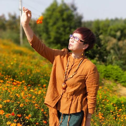 龙晓辉（旅游）