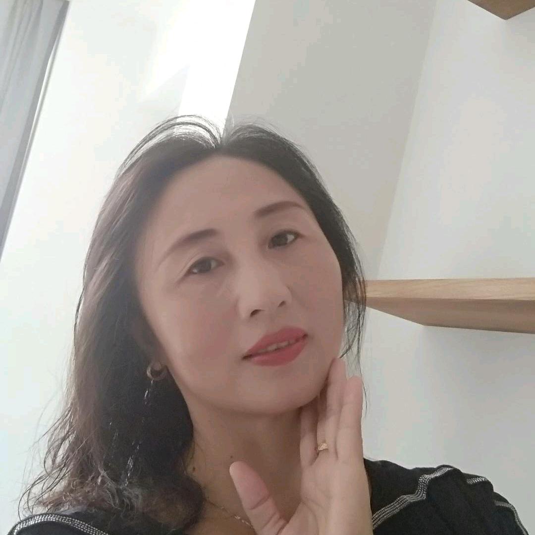 亭亭玉立