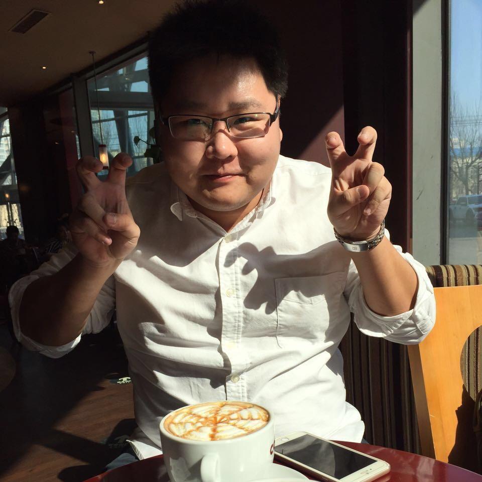 噼里啪啦小魔仙