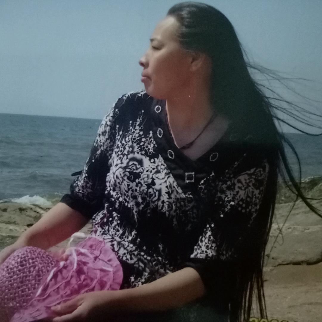 李🐇75年十月