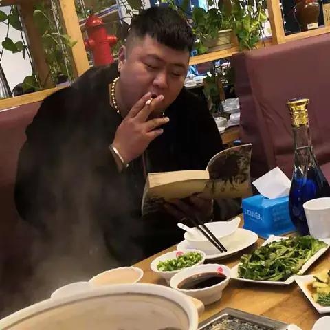 我不吃糖甜到忧伤💋武校长