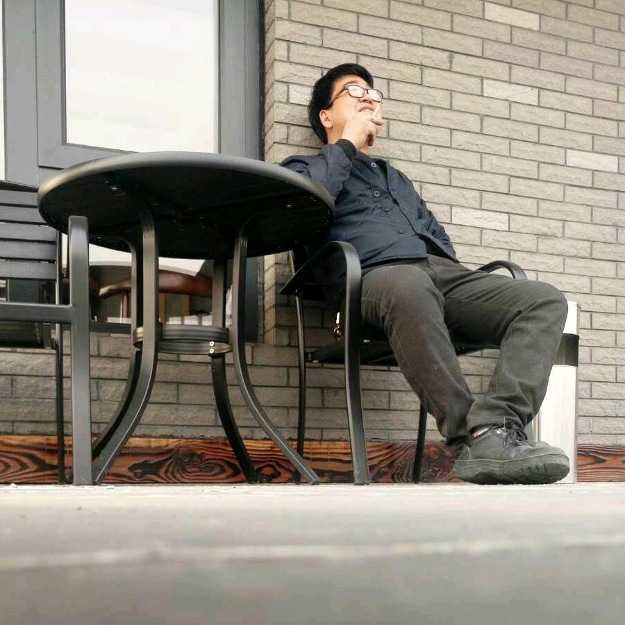 小耿.
