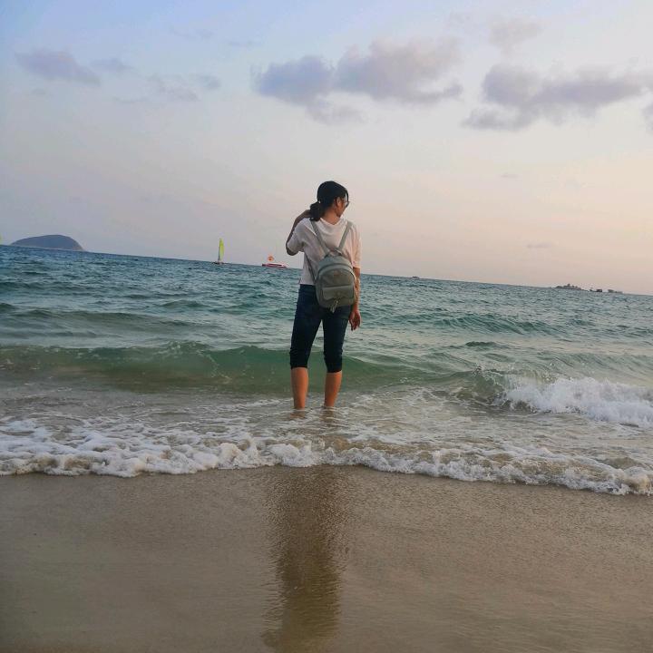 回首向来萧瑟处，，，，，