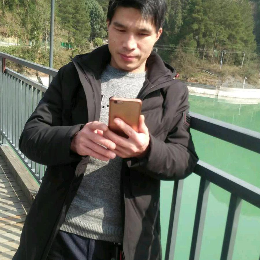 黔江正阳，李二哥露天草莓园