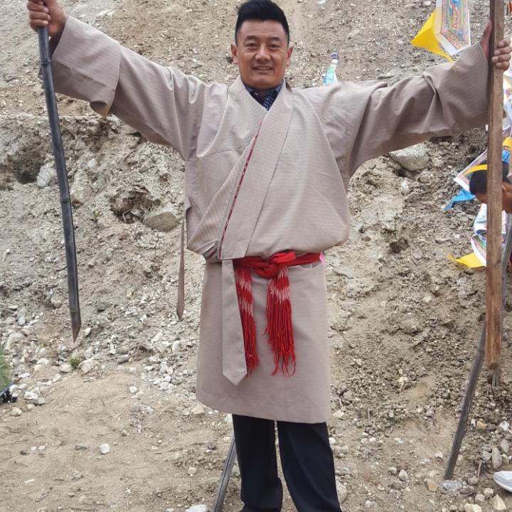 康巴汉子