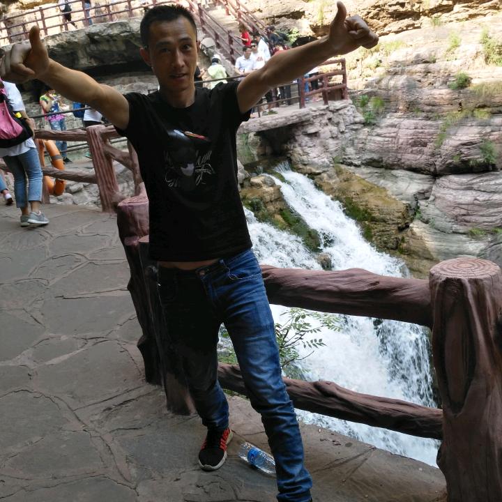 杨保华