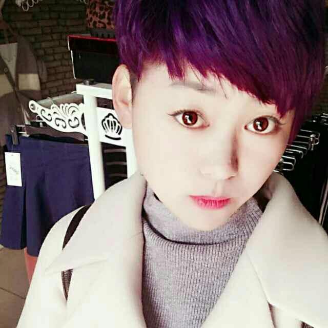 女 汉 子