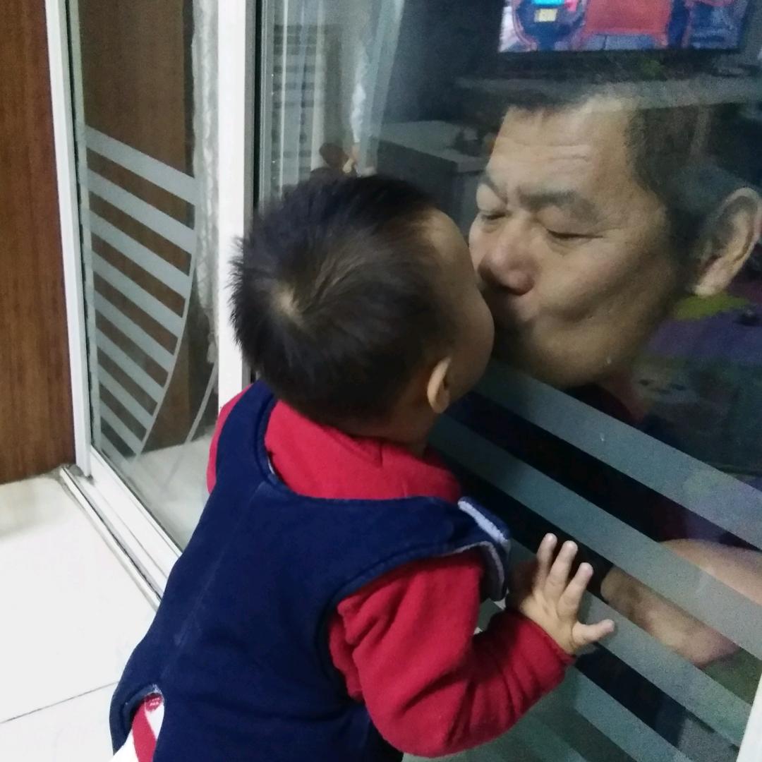 我家有个小尾巴