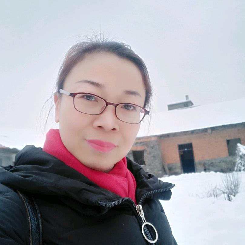 净水清莲