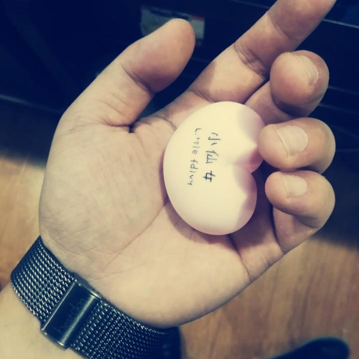 一块大腹肌