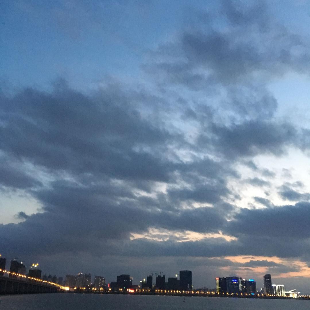 Rise。
