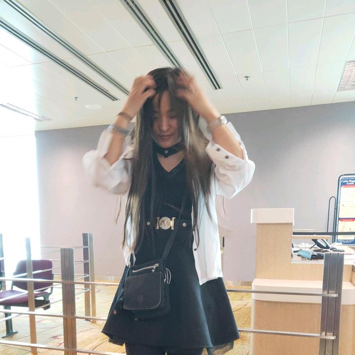 芊丝万旅:要旅游找小艺