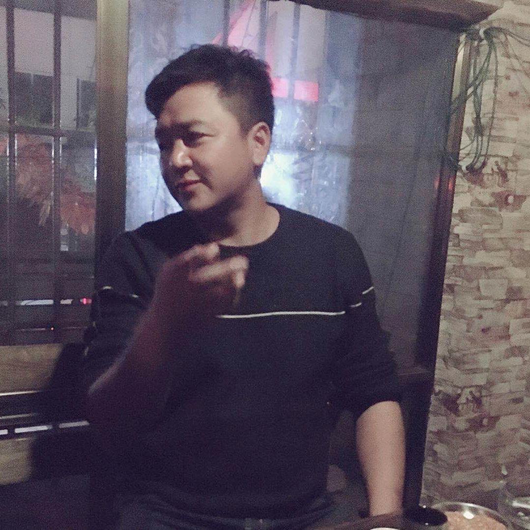 小娃的爹<<钢铁男儿＞>