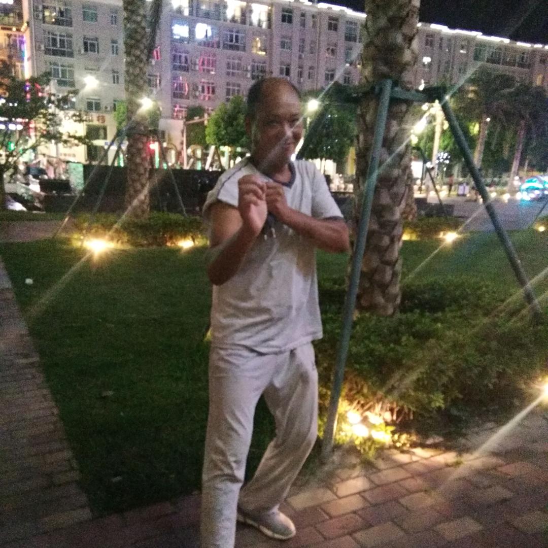 王东岭