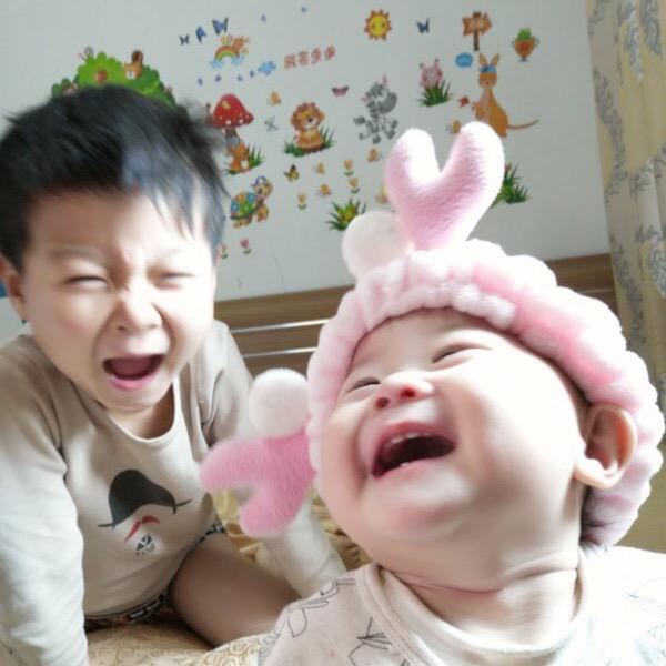 俩小鬼