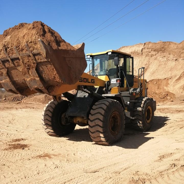 （刚哥）玩铲车