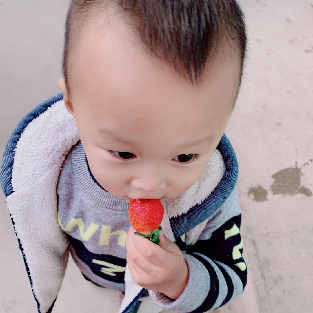 后霍草莓