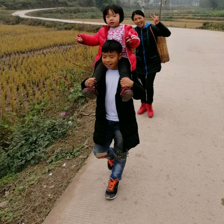 @拖儿带女