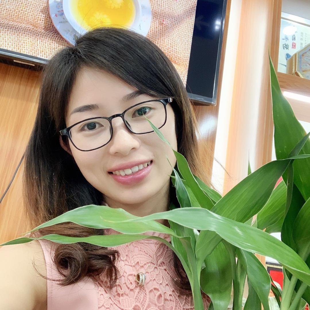 雅丽在家开零售店