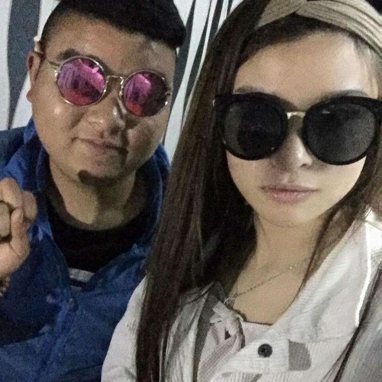 灿友小利。