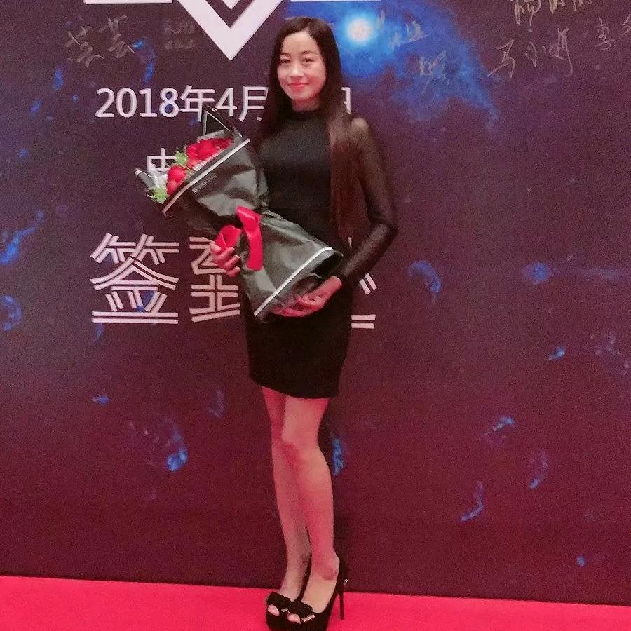 容易受伤的女人