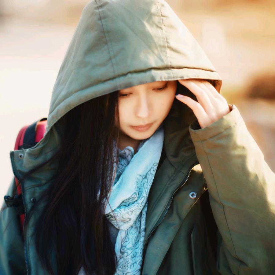 小嘎嘎要拍照要钓鱼