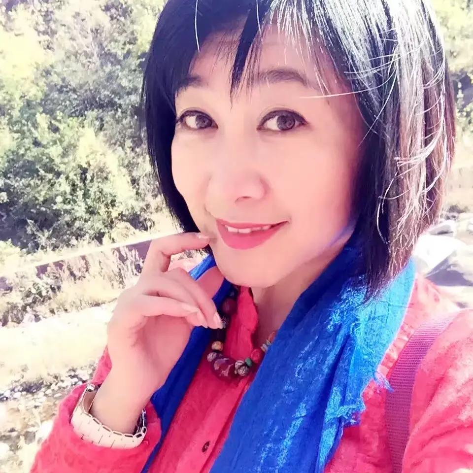 李红👑