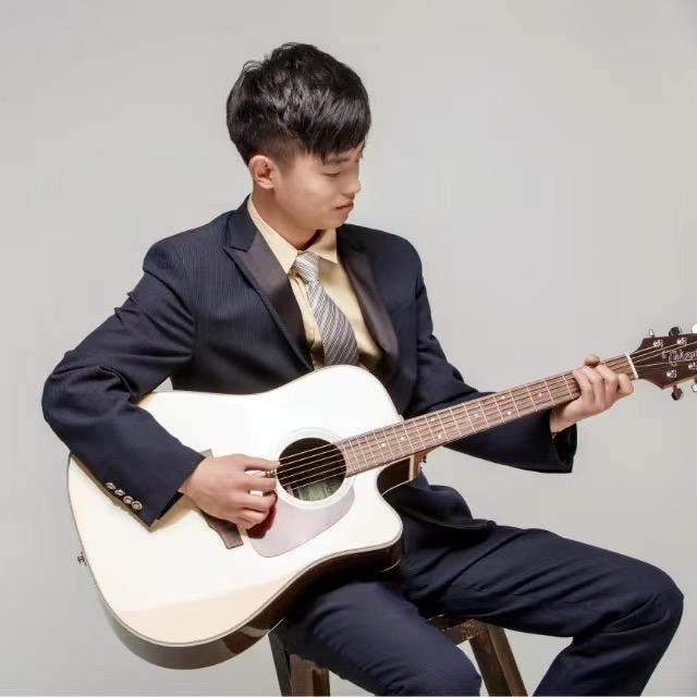 石头吉他