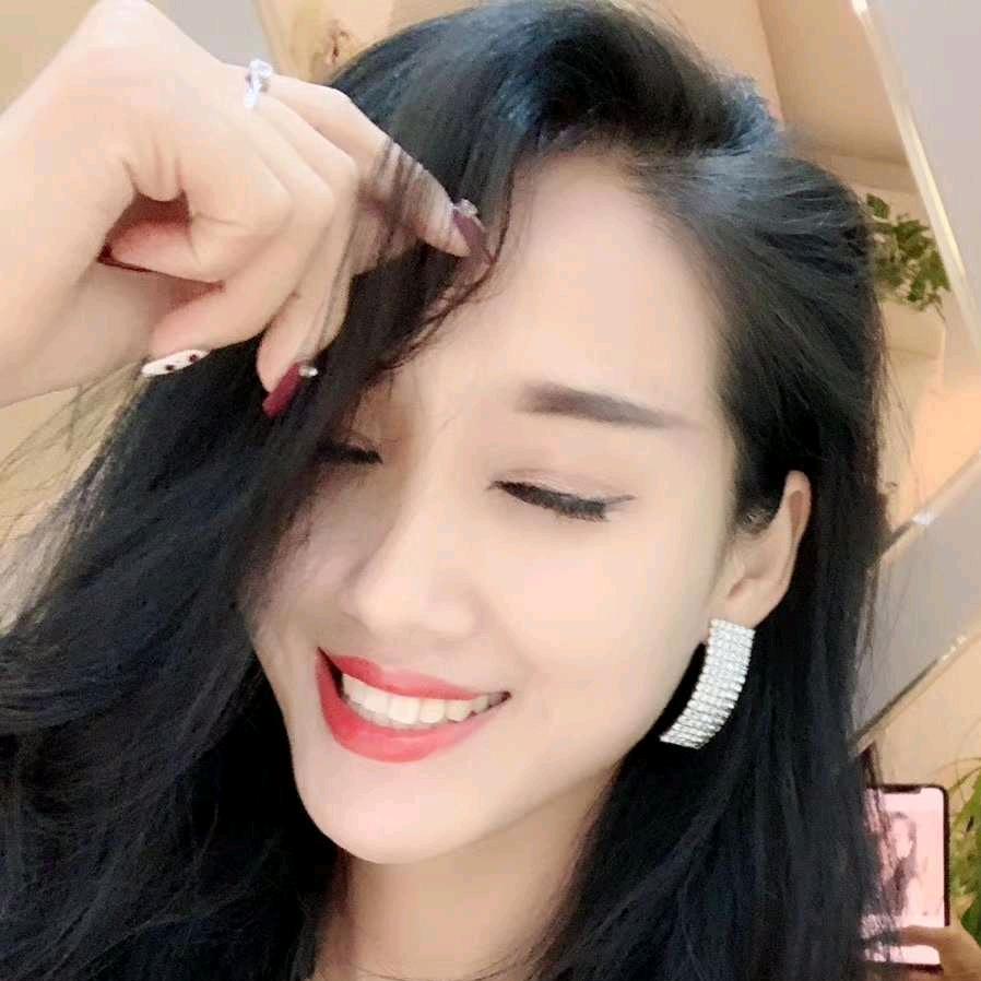欧尚美倩服饰