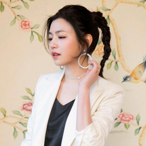 寿光蔬菜大棚专业黄瓜姐