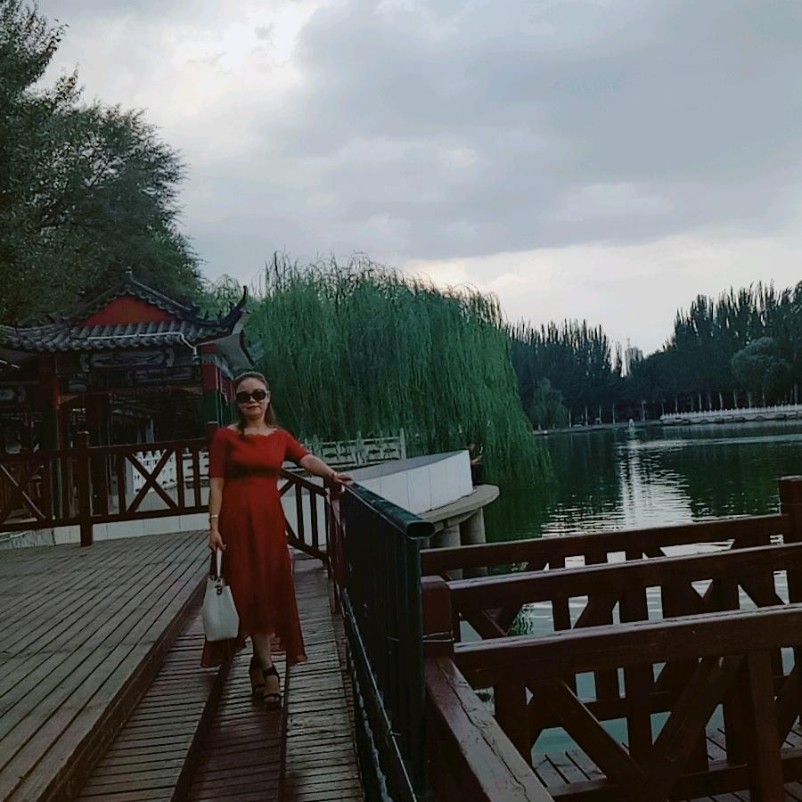 月亮树de守护着
