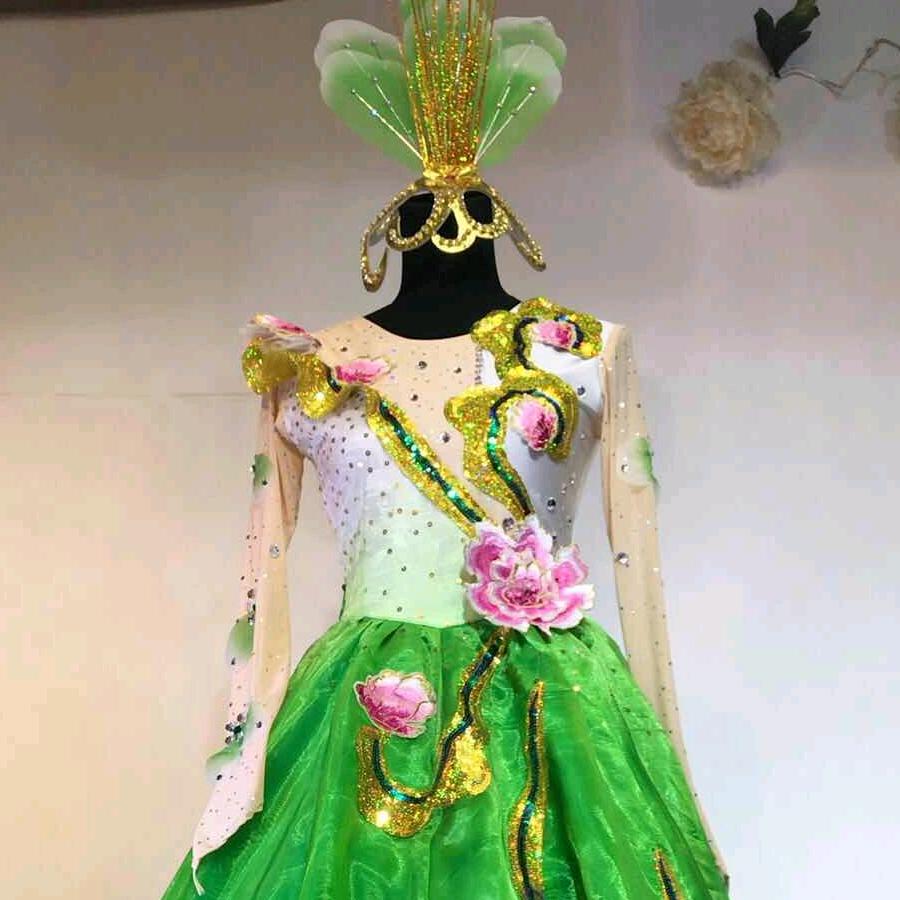 金州区光明街道金舞潮演出服装店的小店