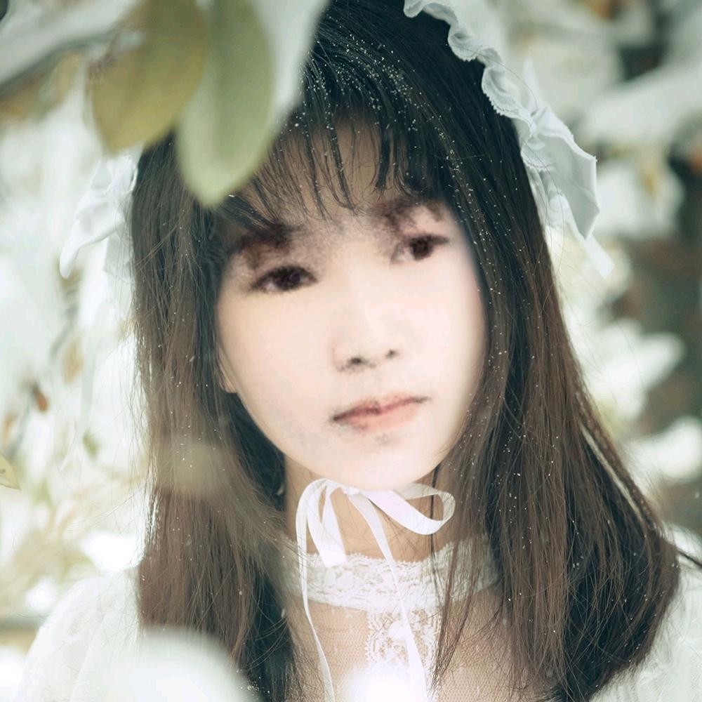 行走在爱的花径