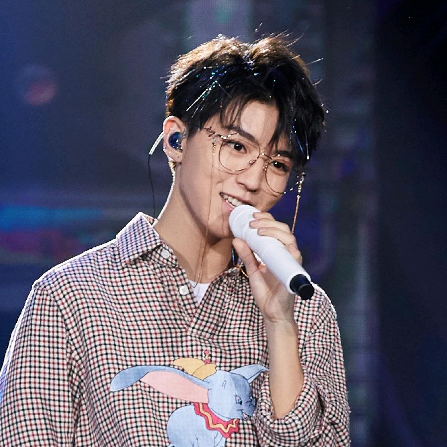 承包ta一米八的甜甜牛奶i