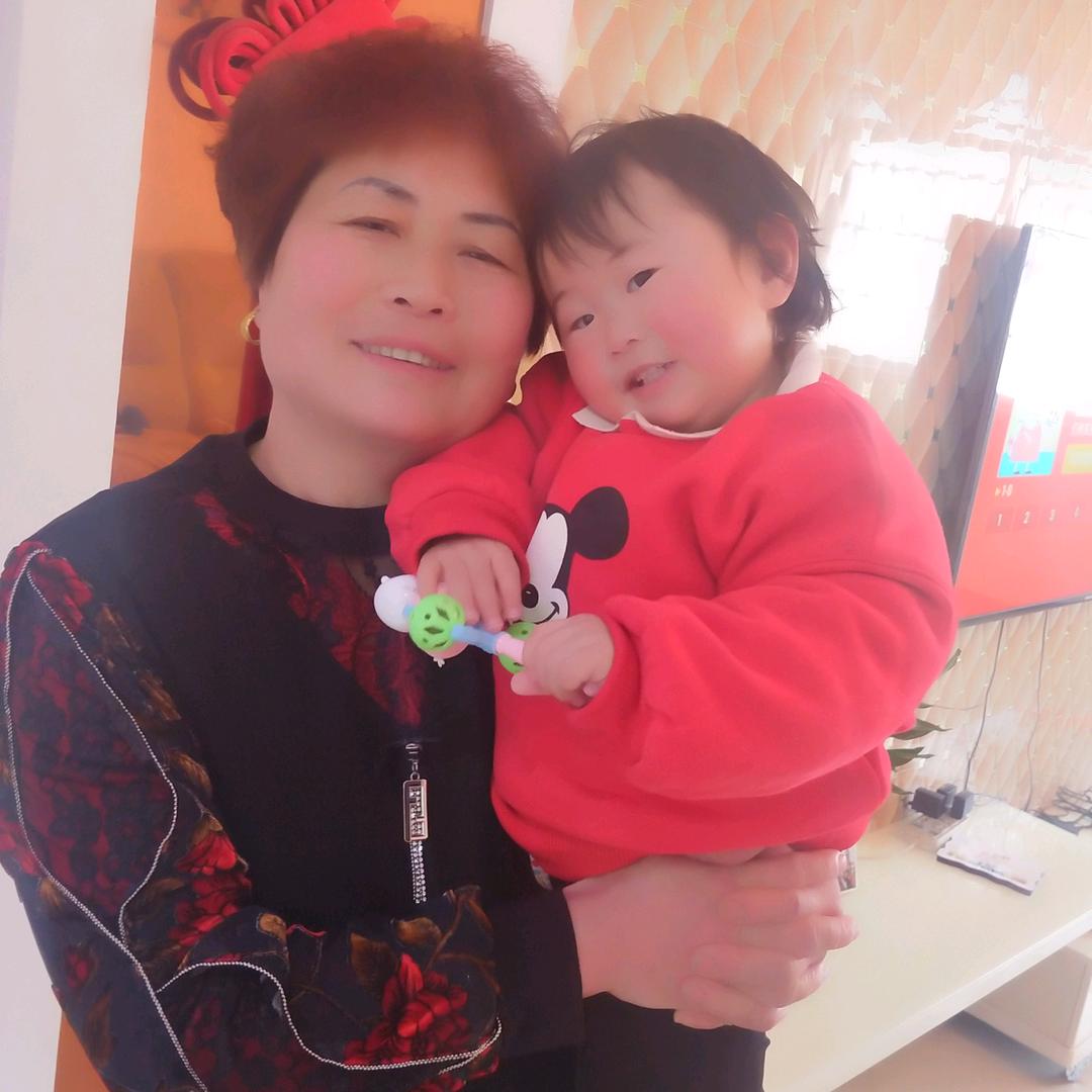 李小芳