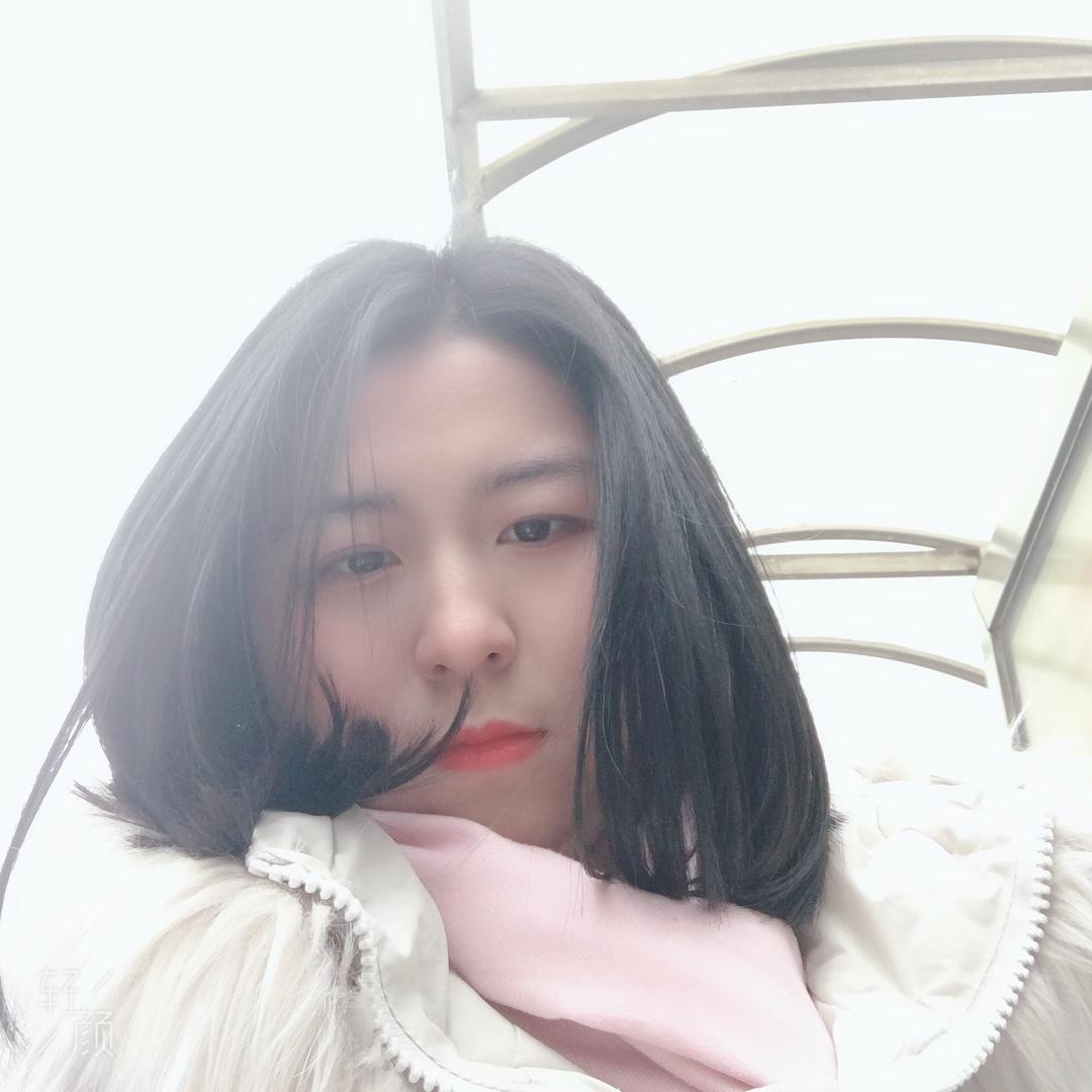 喝可乐的小猫咪