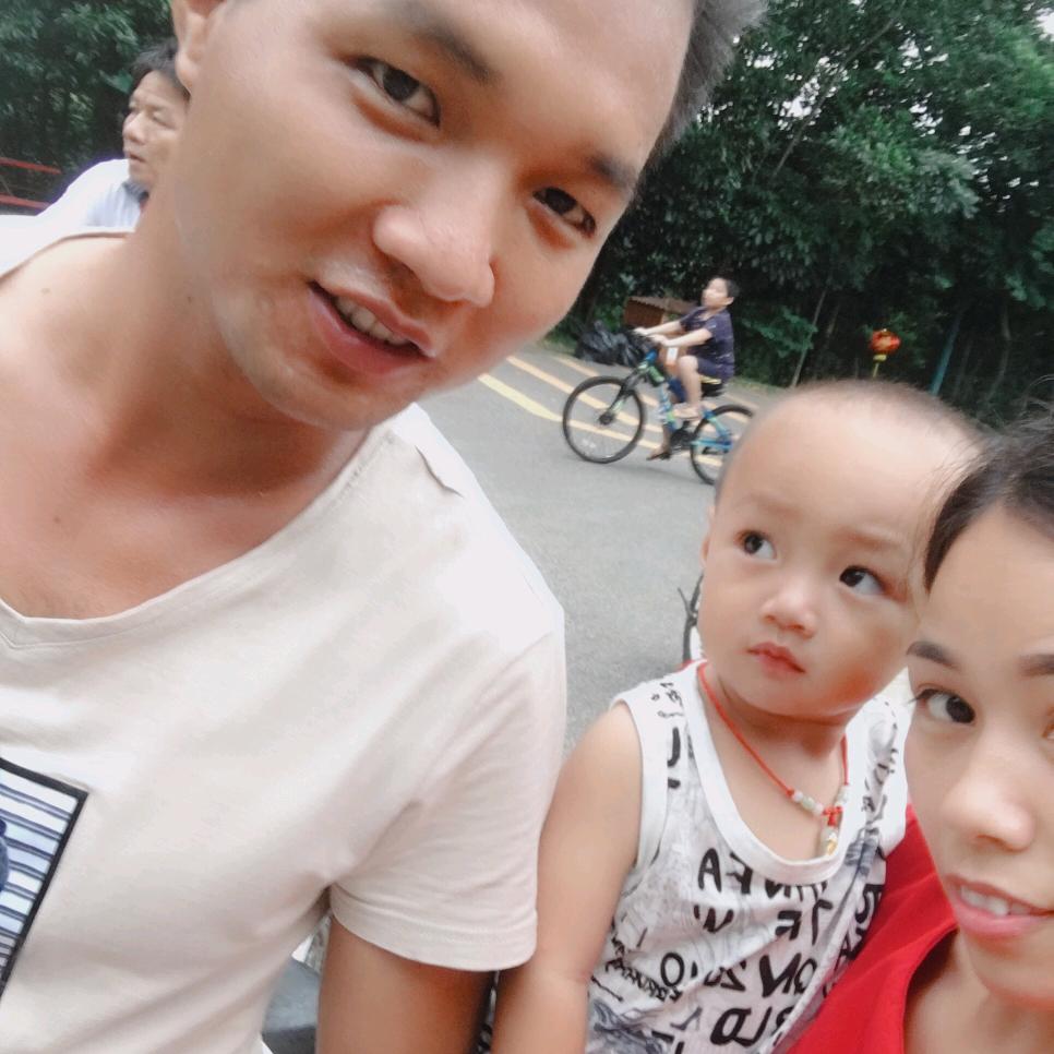 卖水果的许🍇🍇