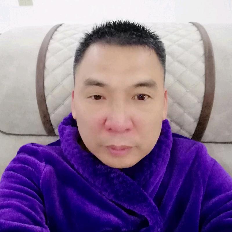 秋哥