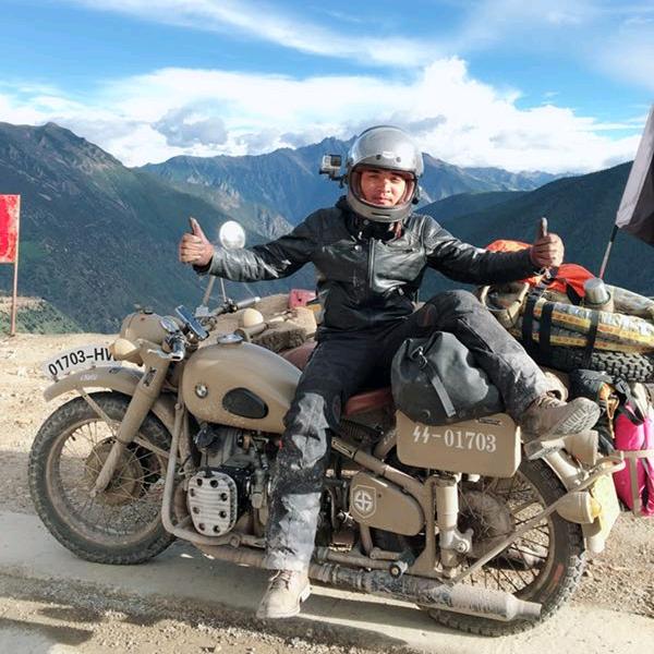 龙骑兵射箭/边车俱乐部-剃刀