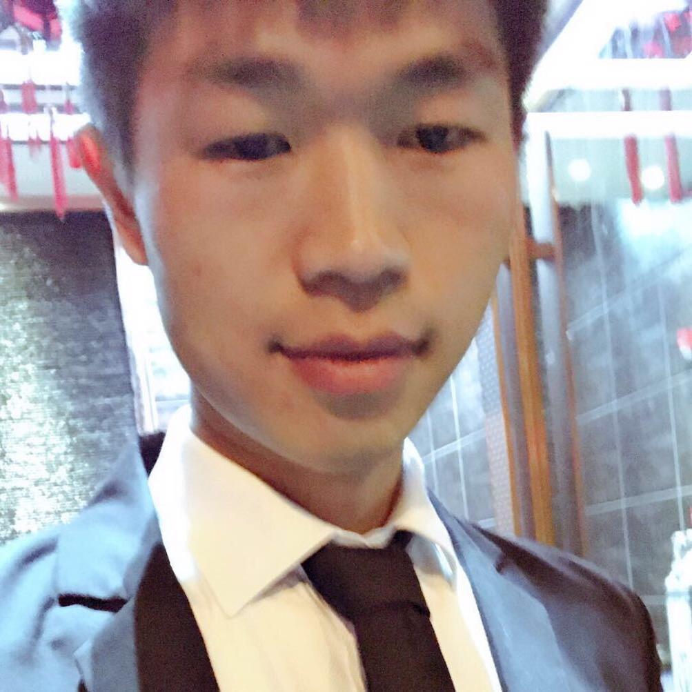 余摆摆-