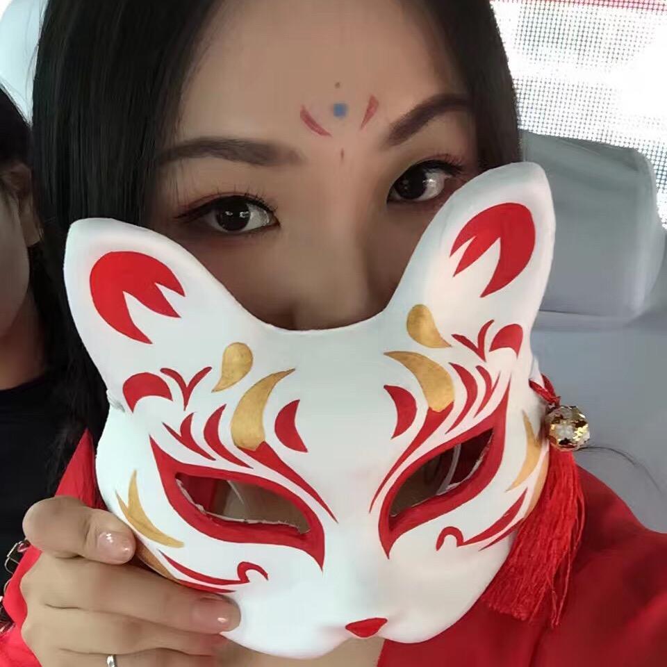 面具女人