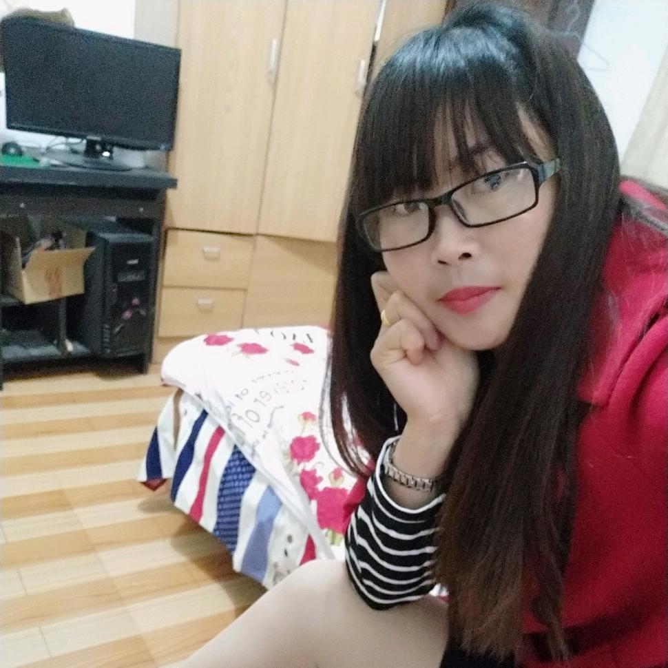 玲   姐