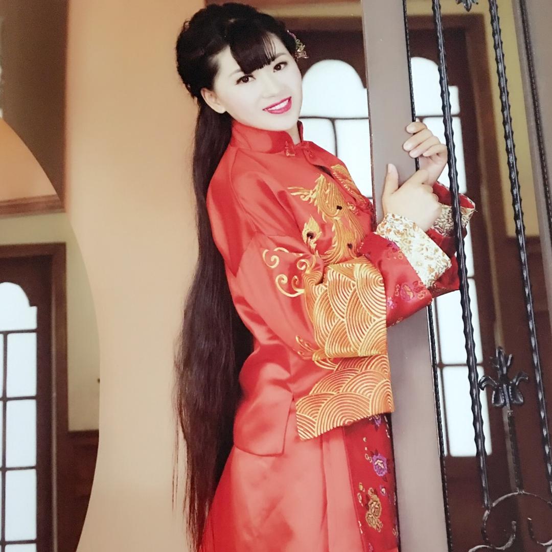 闻三艳