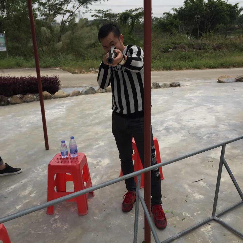 黄振林