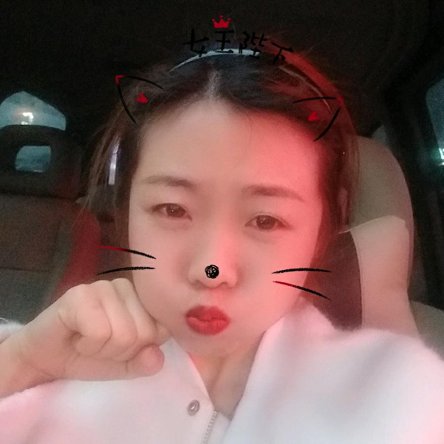 卖蛋堡的小女孩儿