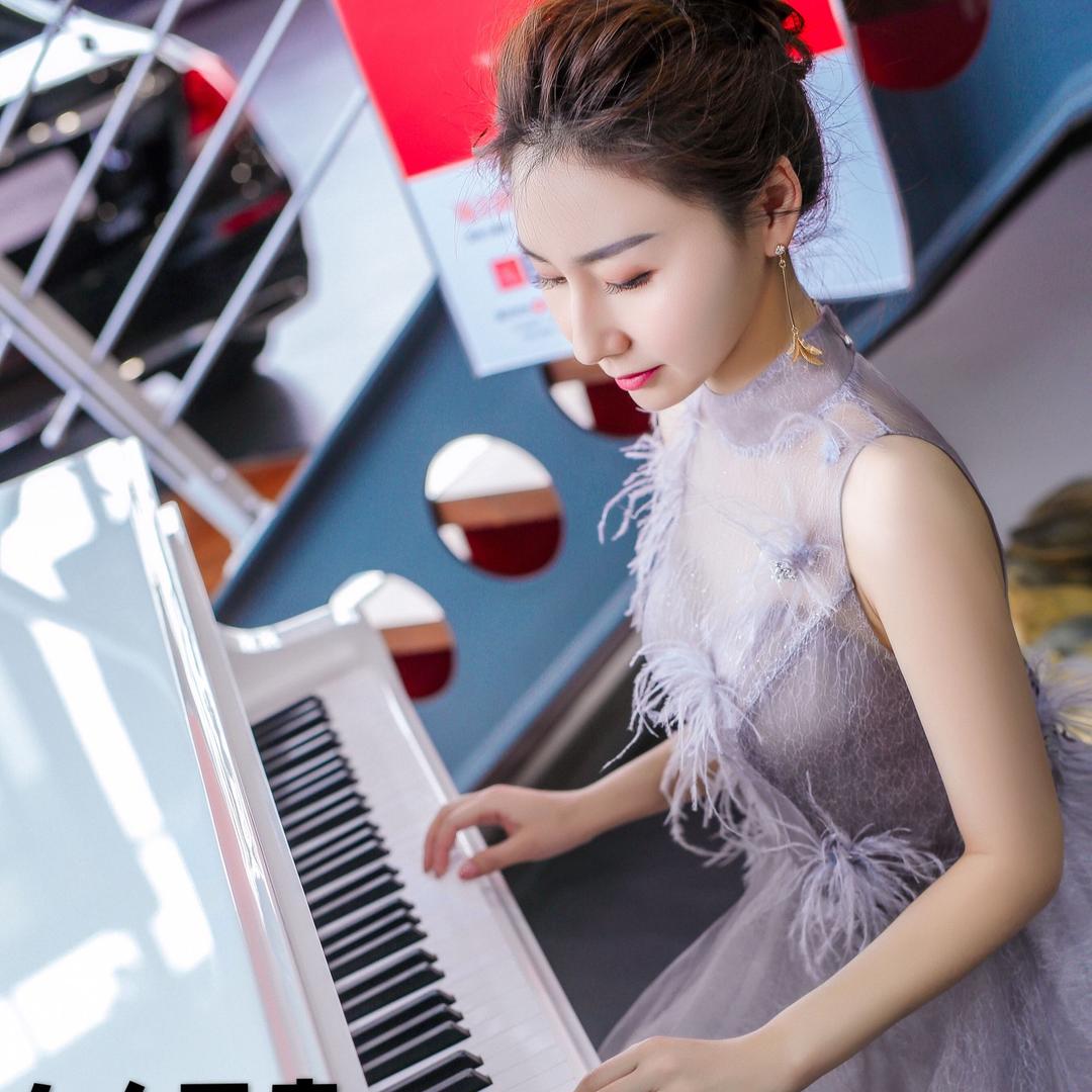 小女为谁妖