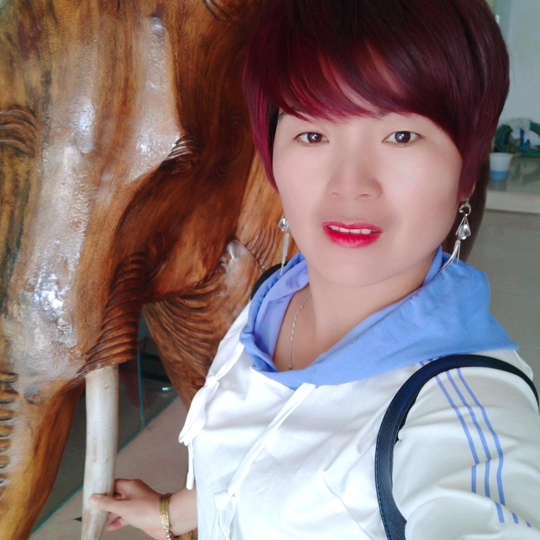 王琴活在当下。